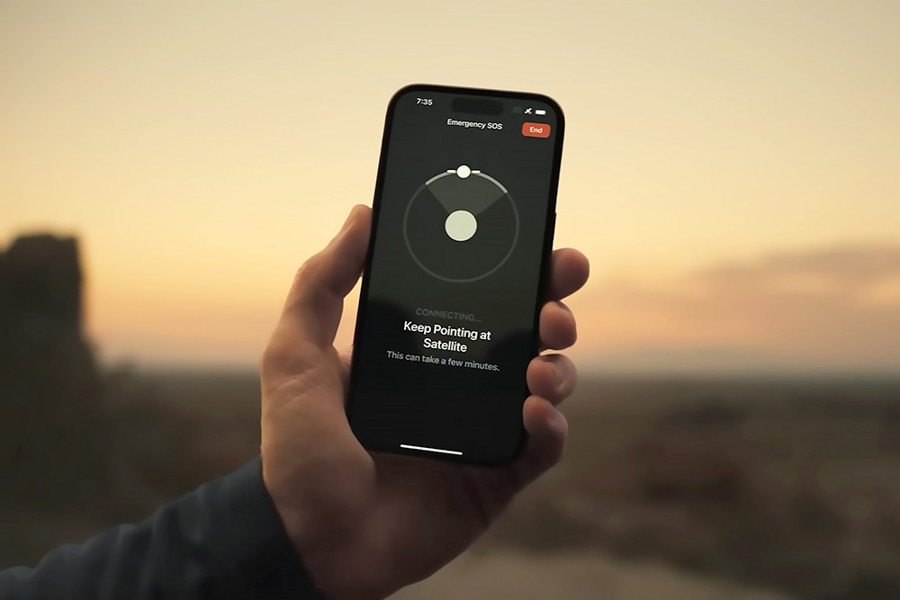 iPhone 14 Adds Satellite SOS and Crash Detection Features