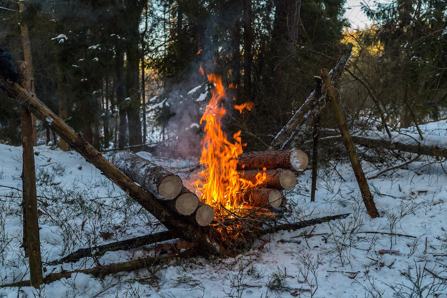 self feeding fire