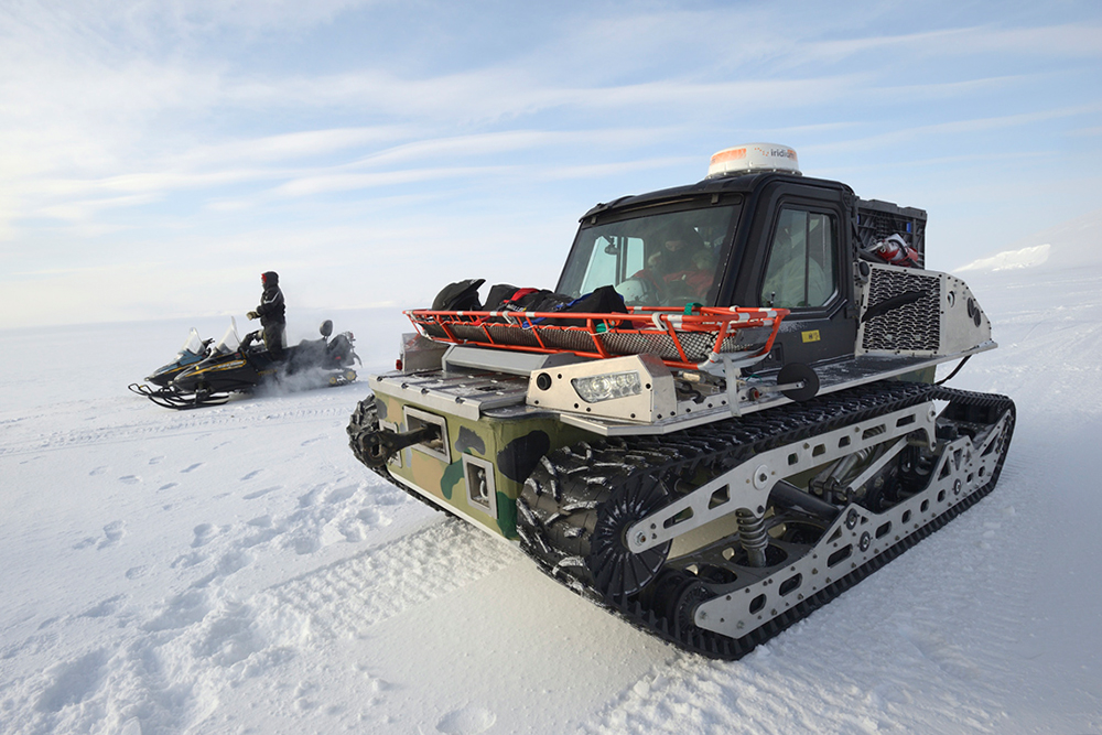 Polaris Rampage military offroad vehicle tracks 5