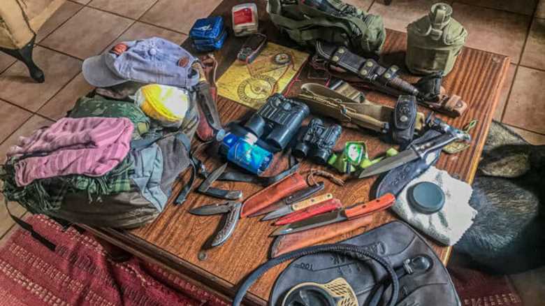 Top 20 Prepper Items to Hunt for at Flea Markets