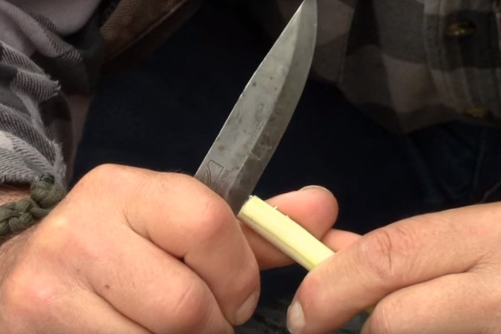 Bushcraft toothbrush whittling