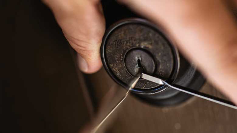 Lock Picking: A Brief Introduction