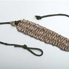 How to Make a Shepherd’s Sling from Paracord